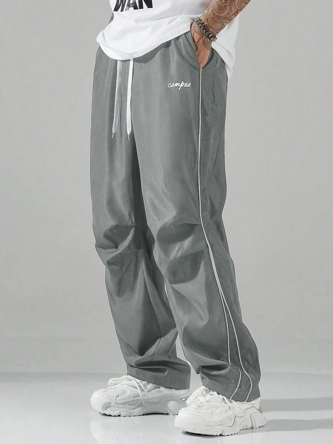 MYOVV Men’s Contrast Trim Street Pants