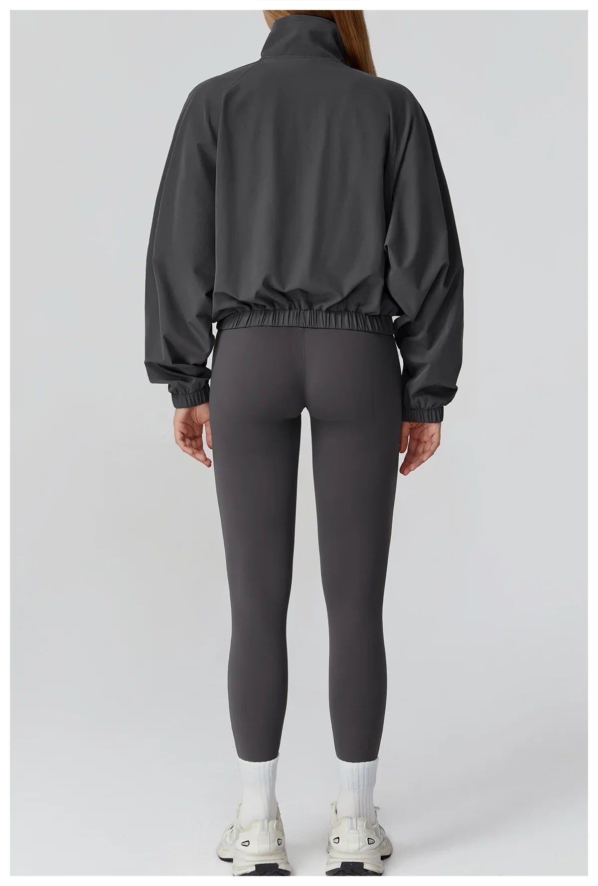 Women’s Seamless Zip-Up Gym Jacket with Pockets | Long Sleeve Workout & Running Top
