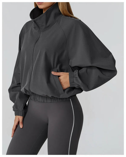 Women’s Seamless Zip-Up Gym Jacket with Pockets | Long Sleeve Workout & Running Top