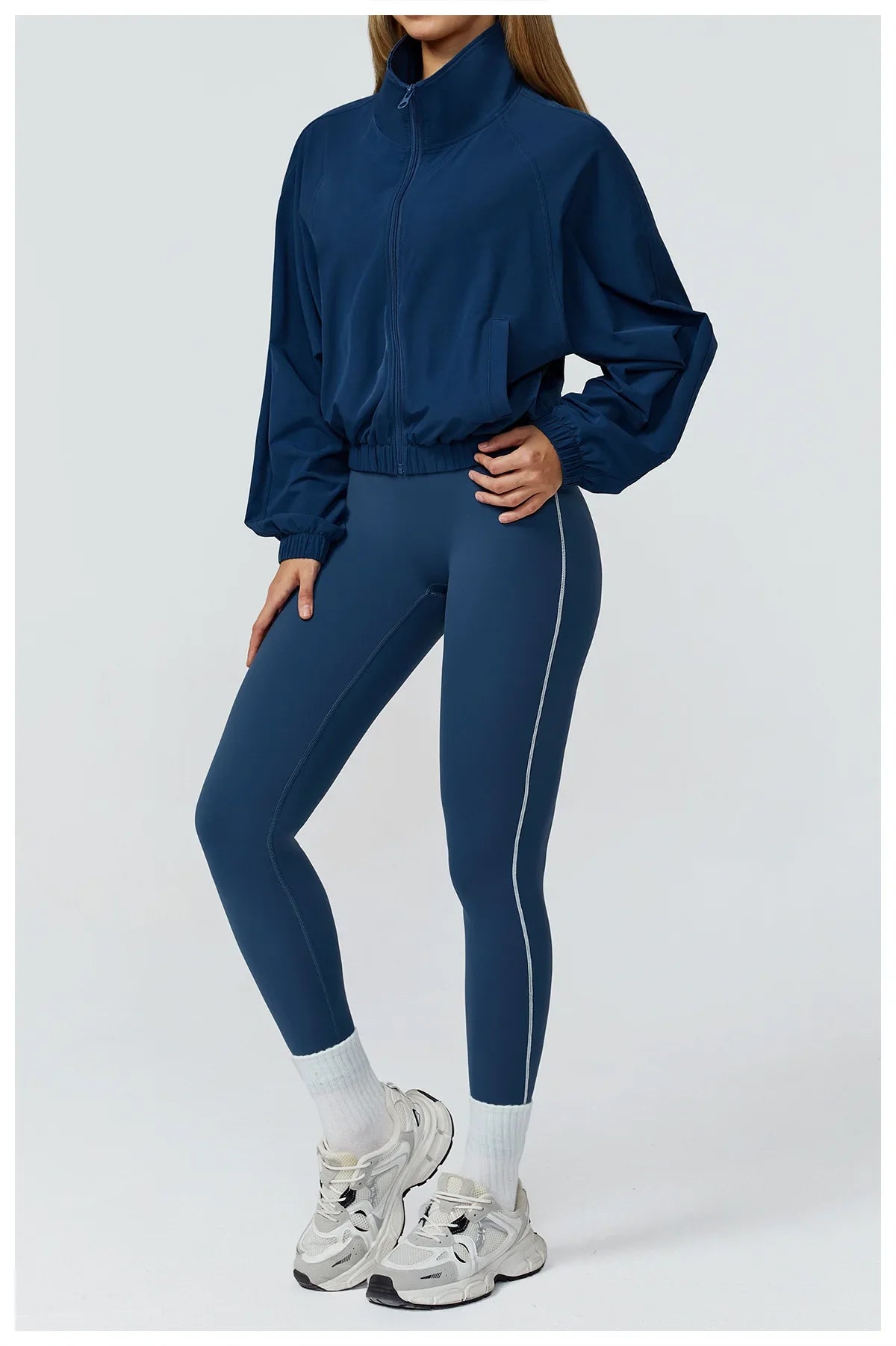 Women’s Seamless Zip-Up Gym Jacket with Pockets | Long Sleeve Workout & Running Top